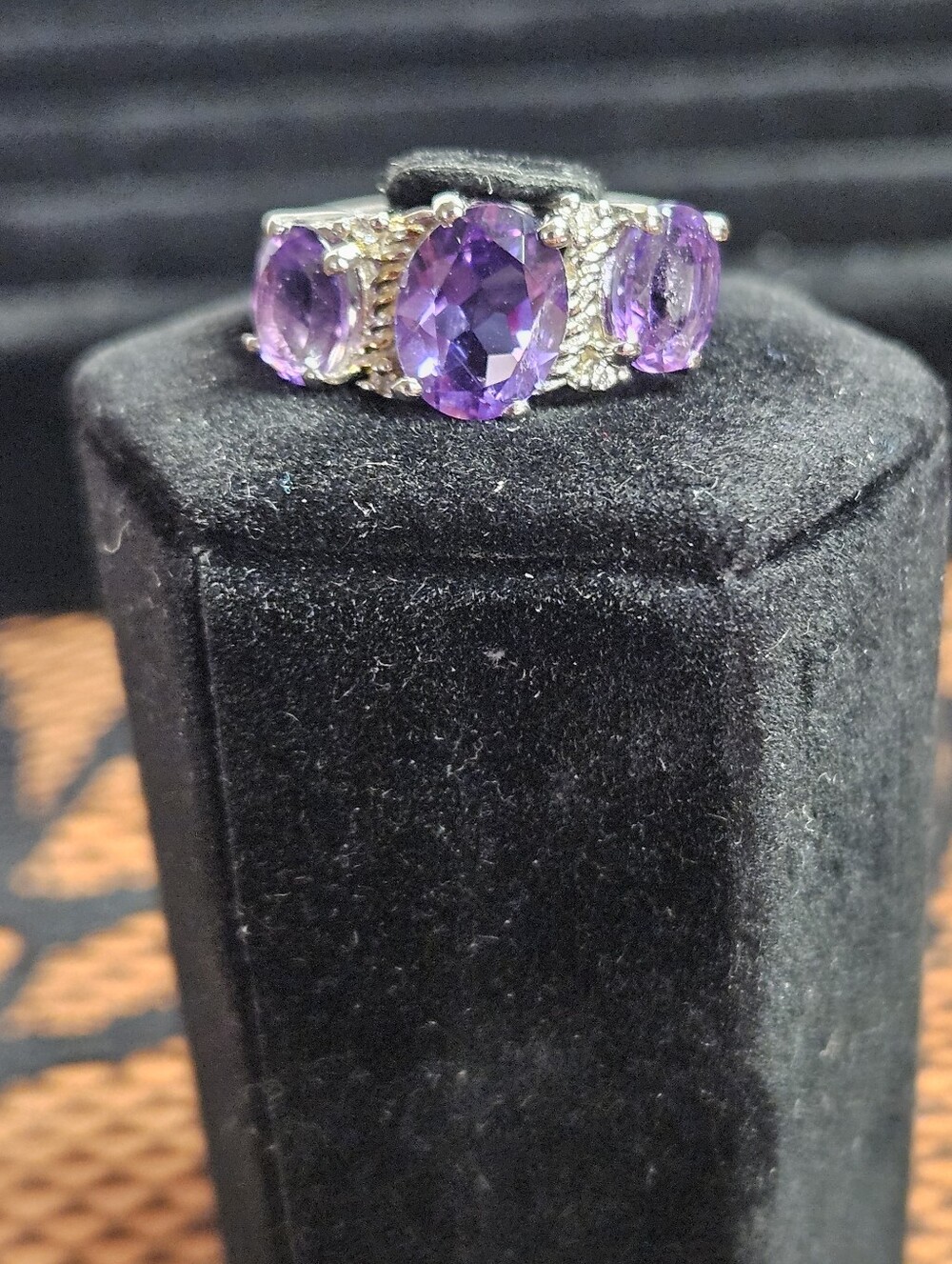 Purple Amethyst Ring Size 7 - Picture 2 of 6